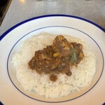 カリーライス専門店エチオピア - まずは少量をライスに載せる
