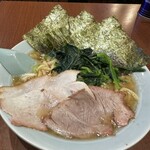 家系ラーメン 一楽家 - 