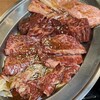 焼肉ホルモン大衆酒場 真 肉焼屋 十三店