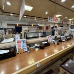 回転寿司 えりも岬 菊水元町店 - 店内