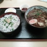Kuroshioan - しらす丼のセット（温かいそば）