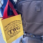 ティーダブリュージー ティー - 紙袋もかわいい