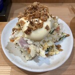 大衆立飲 もつ刺 すずき - もっちりマヨとカリカリがポイントよ