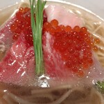 麺家 たけ田 - 芽葱と牛肉の上にいくら！