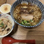 港食堂 ニュー浜や - 