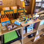 ヒーローズカフェ - 店内風景