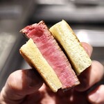 北海道焼肉 北うし - 北海道和牛フィレステーキサンド