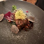 デ アドミラル - 黒部和牛のフィレフィレのグリエ　ラディッキオ　　根菜は蓮根とごぼうをキャラメリゼしたソース（プライドポテト有）
