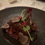 デ アドミラル - 黒部和牛のフィレのグリエ　ラディッキオ　　根菜は蓮根とごぼうをキャラメリゼしたソース（プライドポテトなし）