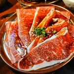 炭火焼肉 ホルモン にく式 - 焼きしゃぶカルビ