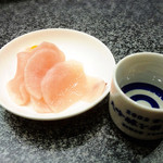 みょうが屋 - お通し、お酒をいただきながら(*^^*)