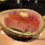 日本料理 晴山 - 2日寝かせた氷見の鰤。ポン酢ジュレかけ。氷見のぶりの澄んだ感じと熟成感が両立。もちろん臭みなどなし。凄いです。