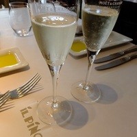 IL PINOLO 梅田 - スパークリングワイン