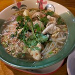 2階のタイ料理屋 コップン天満 - クイッティオトムヤムナムサイ