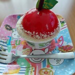 シャトレーゼ - 料理写真:まんまるりんごケーキ