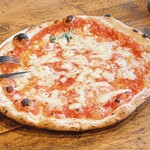 アンティーカ・ピッツェリア・ダ・ミケーレ 横浜 - マルゲリータ