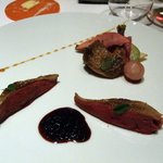 アキュイール - ラカン産の鳩のロティ