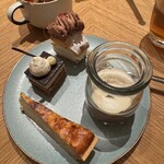 オールデイダイニング コンパス - 