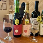 つくばワイナリー - 現地でしか手に入らない “ PRIMO ” シリーズからのティスティング♪
＊TSUKUBA PRIMO ROUGE
＊PRIMO SAKURA
