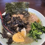 ラーメンショップ - 玉子と岩海苔は店主さんご厚意