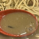 煮干中華そば専門 煮干丸 - セメントなスープ