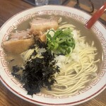 煮干中華そば専門 煮干丸 - 麺大盛280gなのでけっこう量があります