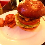 エーエス クラシックス ダイナー - 2014/12 アボガドチーズバーガー￥１２９６（税込）＆アイスコーヒー￥￥４３２（税込）