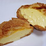 菓子工房 アントレ - 高木シュー　183円　（2014/2）　断面ですｗ　（＾＾ｂ