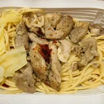 セイコーマート - 料理写真:チキンたっぷりペペロンチーノ