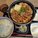 吉野家 - 料理写真:牛すき鍋膳899円