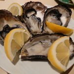 酒と肴と牡蠣 有と無 - 