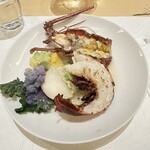 Ecru 117 - おかしら付き伊勢海老の炭火焼きと冬野菜