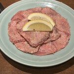 焼肉 静龍苑 - ③中たん塩