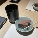 広島 鮨 天ぷら いわい - お茶と羊羹で満腹！