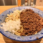 担担麺の掟を破る者 - 
