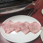 焼肉幸泉 - 黒毛和牛タン