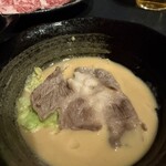 しゃぶしゃぶ すき焼き 食べ放題 和牛と豚 - 