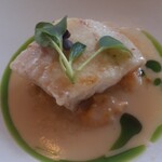 SIZZLE - 魚介のメイン　鱈の身＆ソースがおいしいです