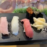 すしざんまい - ビントロ、赤いか、中トロ