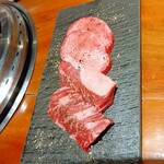 焼肉レストラン ROINS - 