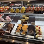 シャトレーゼ - 12時注文時のショーケース