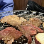 元氣七輪焼肉 牛繁 - 