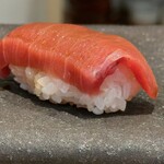 鮨処 ほしの - マグロの中トロ