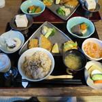 笹の葉 - 玄米菜食膳　松