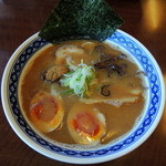 一世風靡 - 2014年12月23日(火・祝)　魚介新味(とんこつ塩味)700円＋煮たまご(50円)