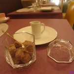 ビストロ ジュイエー - 