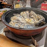 魚とワインはなたれThe Fishand Oysters - 