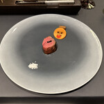 プレゼンテ スギ - ⑱ High&Low ステーキ　シャトーブリアン
      蜂蜜　こおろぎ醤油　山崎12年　生胡椒