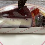 336779720 - ブルーベリーフロマージュ（８９０円）