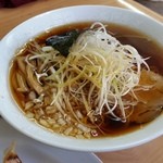 Ogawaya - Ｂセットのネギラーメン♪　この色でも、さっぱりなスープが特徴！